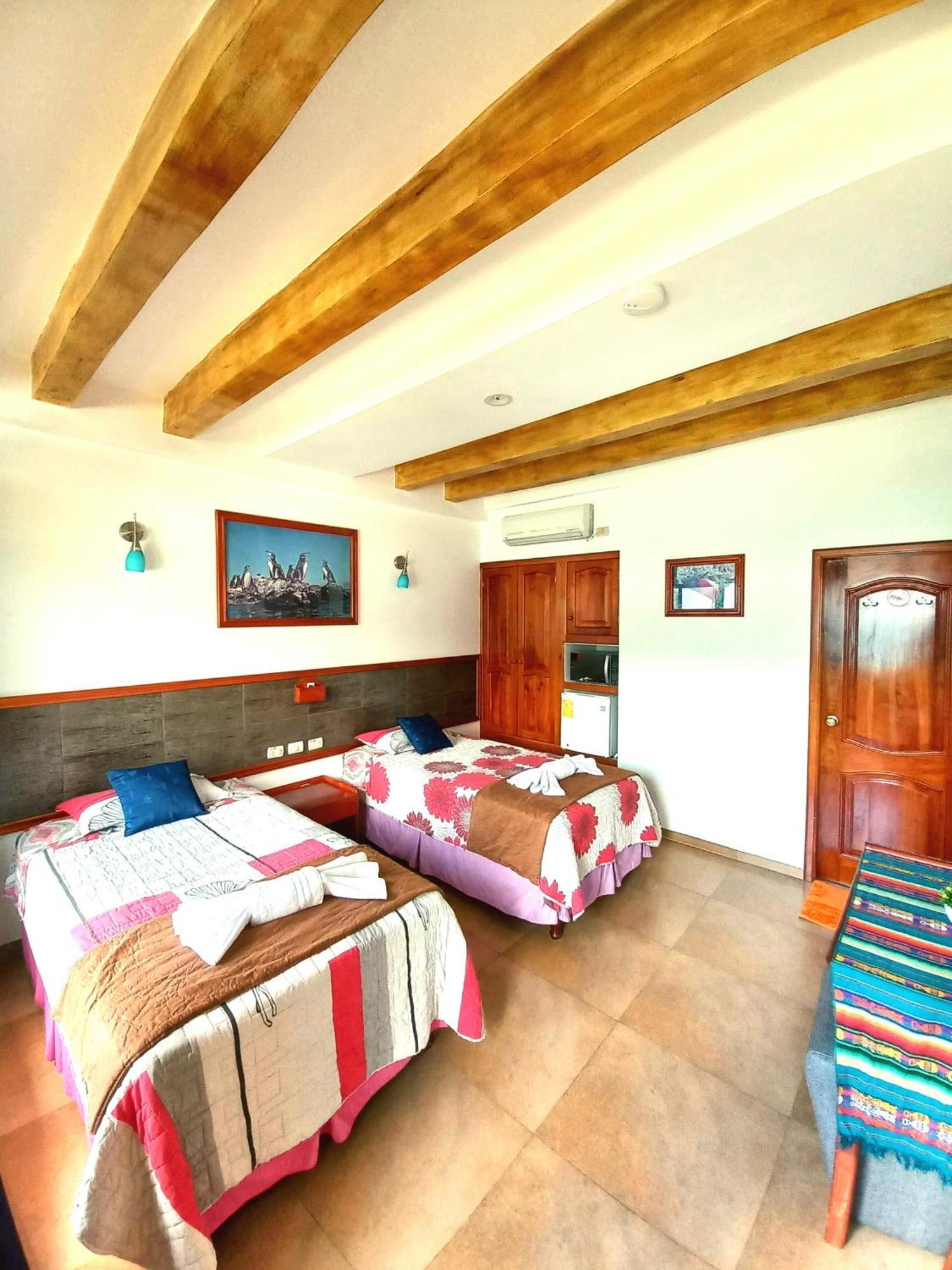 Bed and Breakfast Galapagos Eco Friendly Пуэрто-Бакерисо-Морено Номер фото